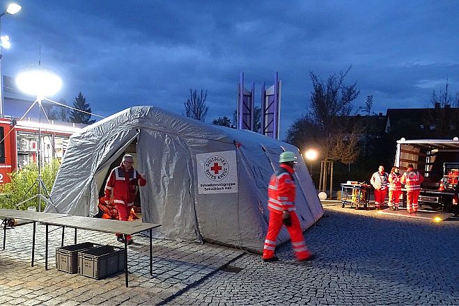 Einsatz mit aufblasbarem Zelt